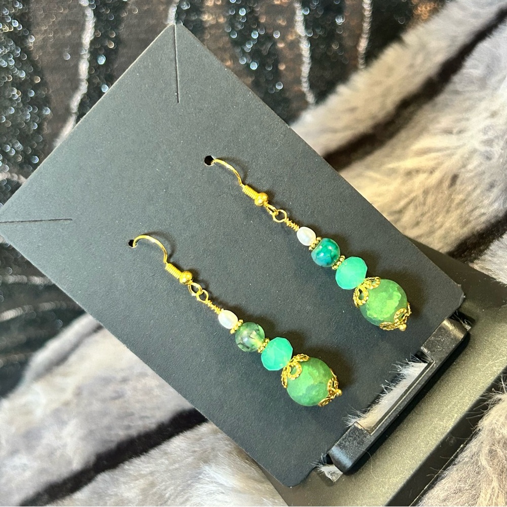 Handcrafted green crackle glass dragon vein agate genuine pearl earrings